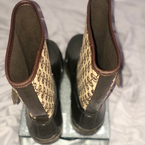 Michael Kors Rainboots (20% off) - Picture 6 of 7